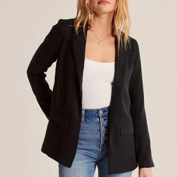 Abercrombie & Fitch Jackets & Blazers - Abercrombie & Fitch  The Drapey Blazer